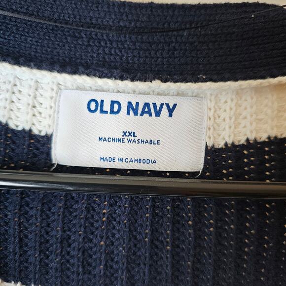 Old navy white and blue striped chunky cozy button up cardigan plus size XXL - Picture 2 of 5